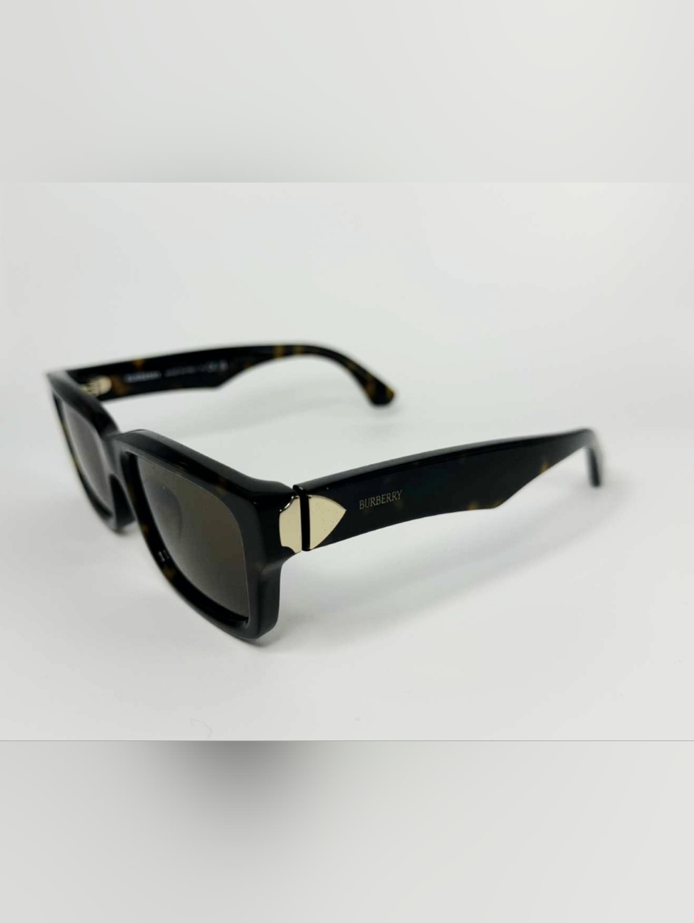 🕶 Burberry Dark Havana Rectangular Sunglasses - Gold Hardware